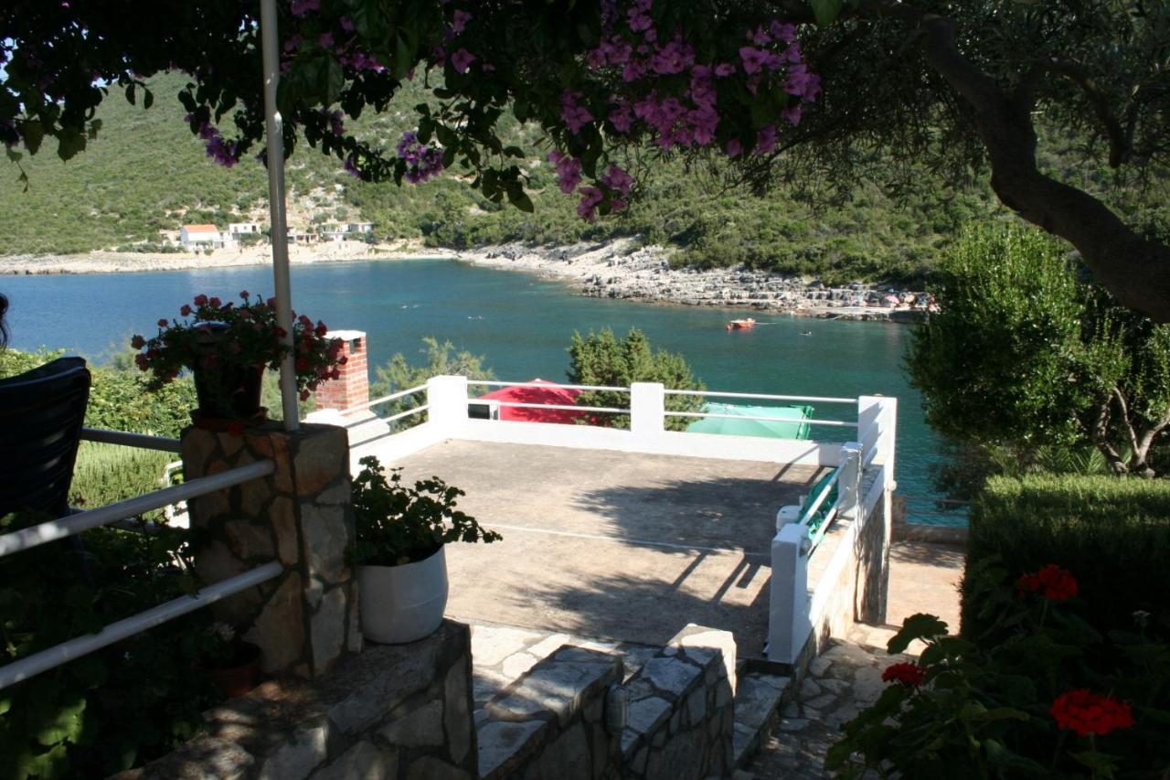 Apartments By The Sea Cove Zarace - Gdinj, Hvar - 4598 エクステリア 写真