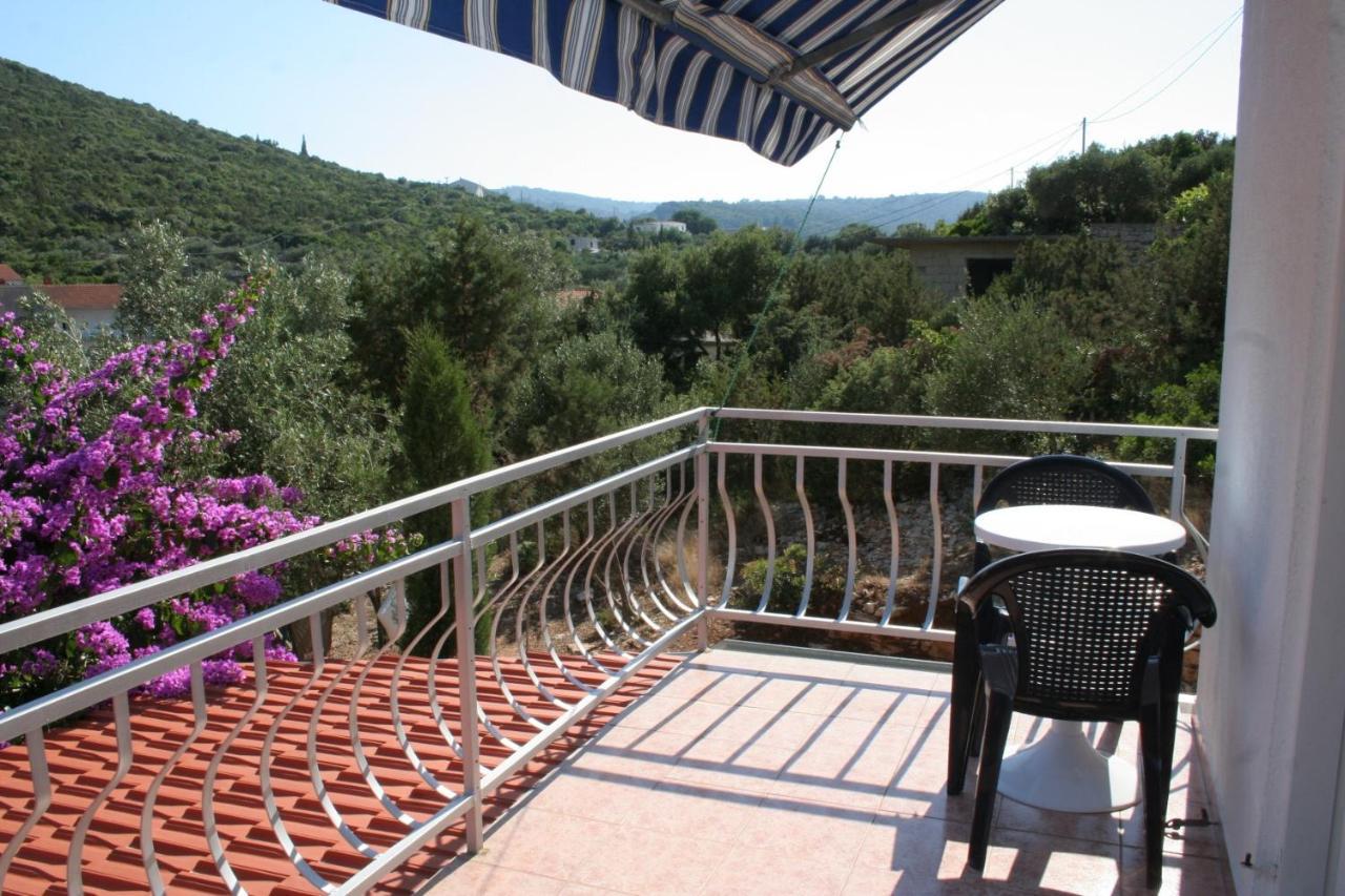 Apartments By The Sea Cove Zarace - Gdinj, Hvar - 4598 エクステリア 写真