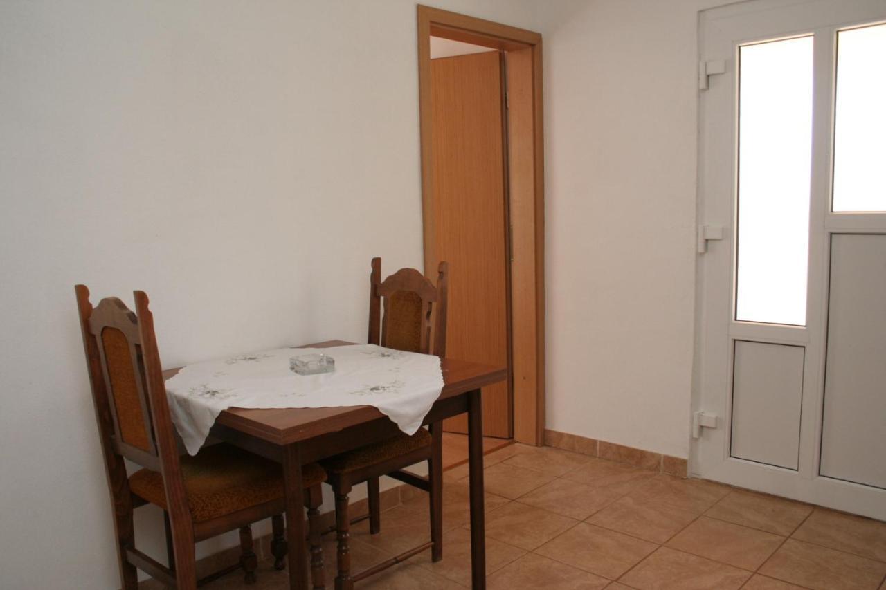 Apartments By The Sea Cove Zarace - Gdinj, Hvar - 4598 エクステリア 写真